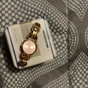 Rose gold fossil watch